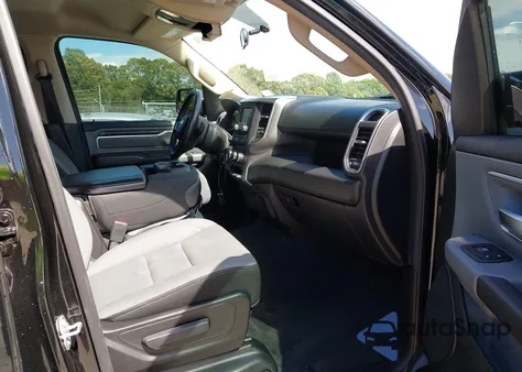 2020 Ram 1500 Big Horn 4X4 5'7 Box from USA, damaged, VIN 1C6RRFFG8LN120583